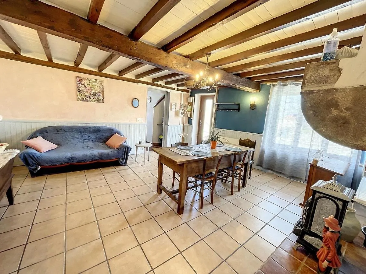 Apartman Appartement Independant Plein De Charme 2 Chambres Gannat